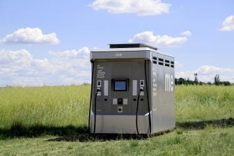 Rapid Charger 150: Erste leasingfähige Ladestation