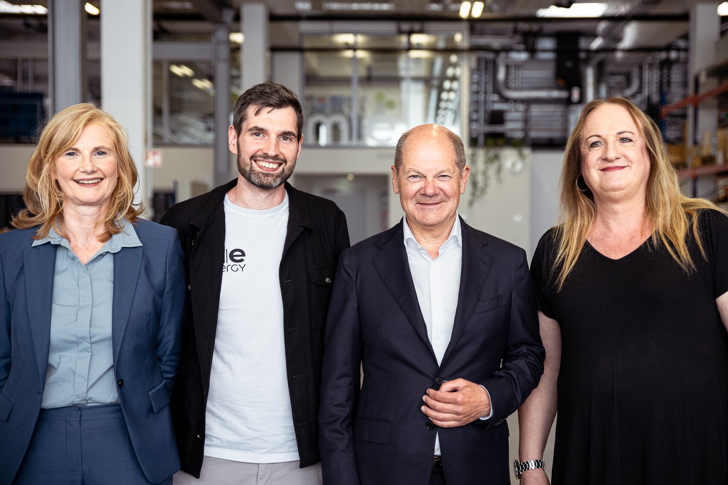 Bundeskanzler Olaf Scholz besucht me energy in Wildau